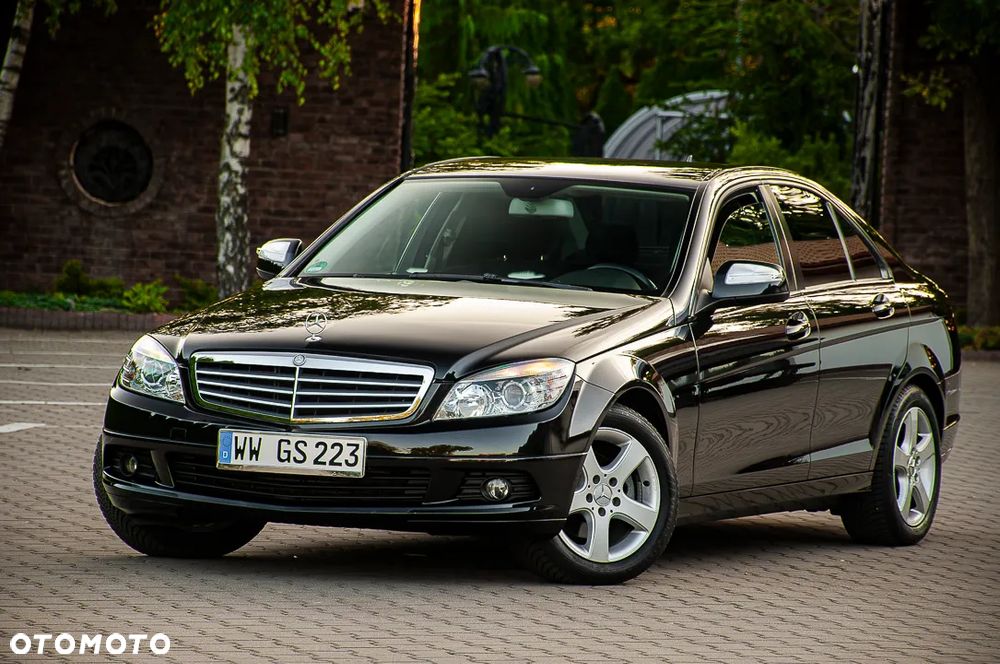 Mercedes-Benz Klasa C 180 Kompressor Automatik - 9
