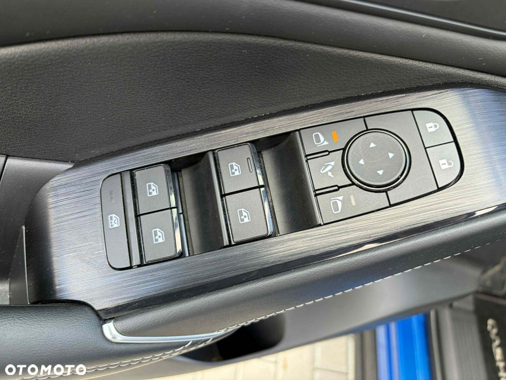 Nissan Qashqai 1.3 DIG-T MHEV N-Connecta Xtronic - 9