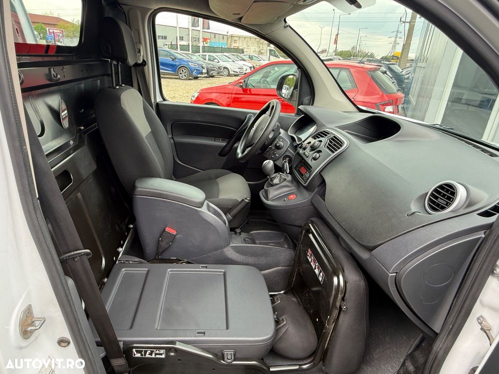 Renault Kangoo BLUE dCi 95 Intens - 12