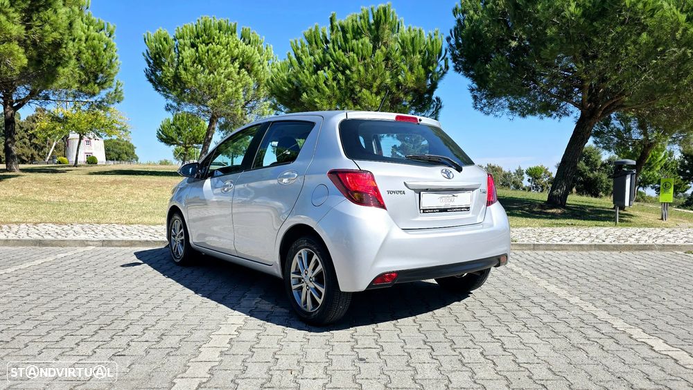 Toyota Yaris 1.0 VVT-i Comfort+P.Style - 6