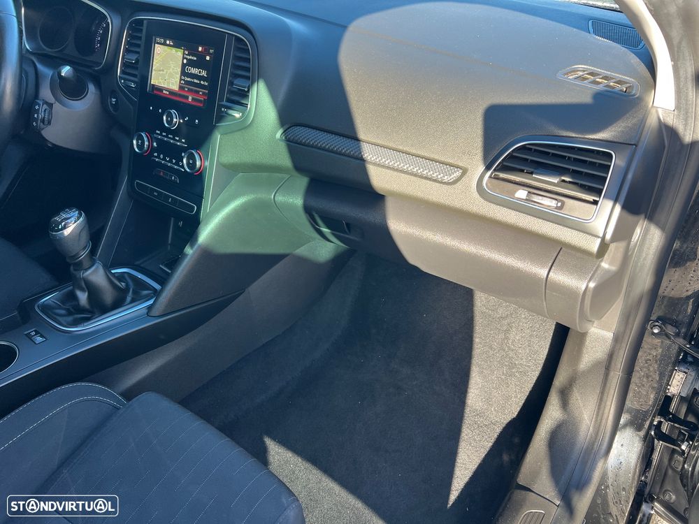 Renault Mégane 1.5 Blue dCi Limited - 21