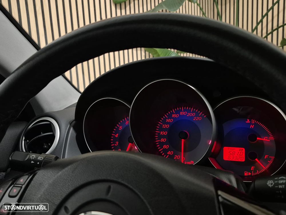 Mazda 3 Hatchback MZR 1.4 Comfort - 18