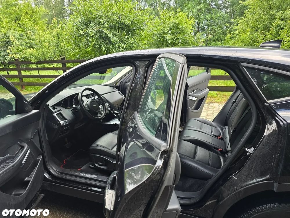 Jaguar E-Pace D150 AWD HSE - 14