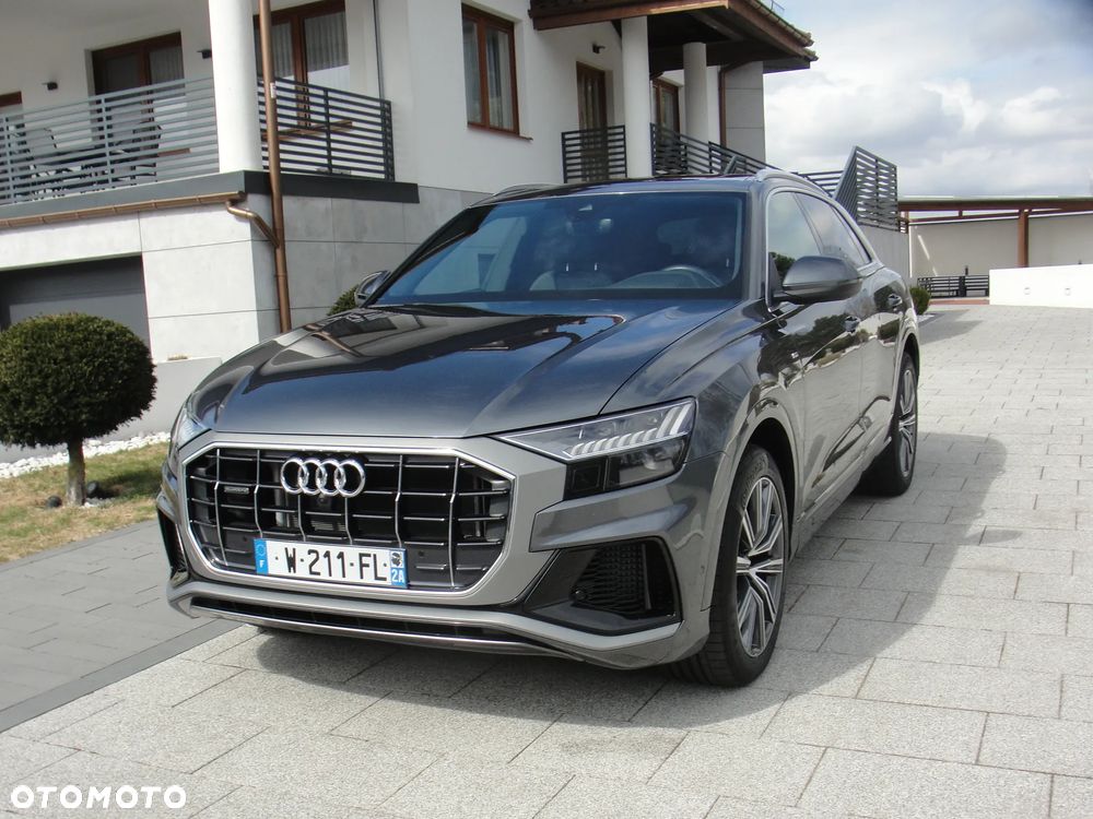 Audi Q8 55 TFSIe quattro tiptronic - 1