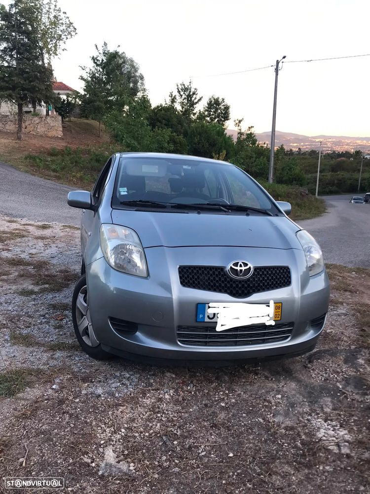 Toyota Yaris 1.0 VVT-i - 1