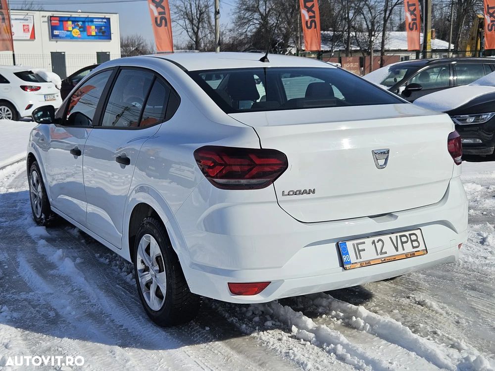 Dacia Logan TCe 90 Essential - 4