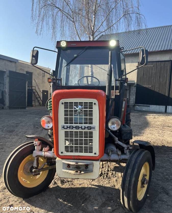 Ursus C360 - 5