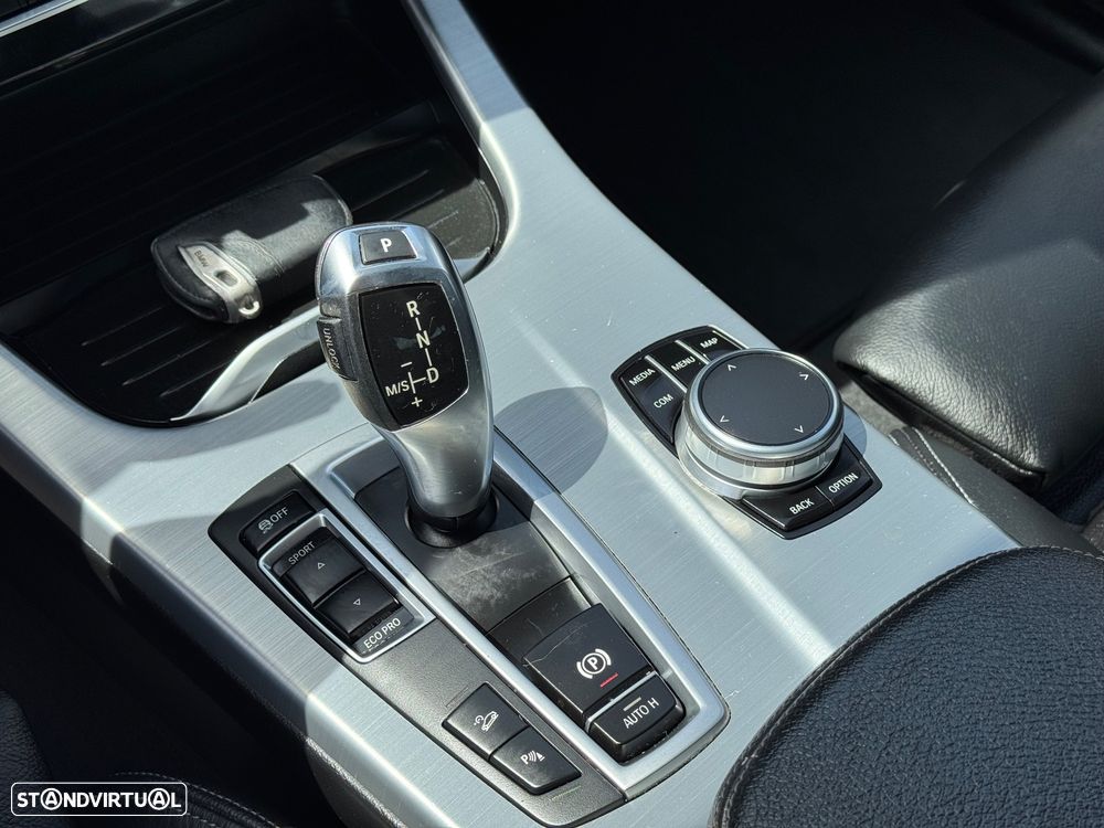 BMW X4 20 d xDrive Pack M Auto - 25
