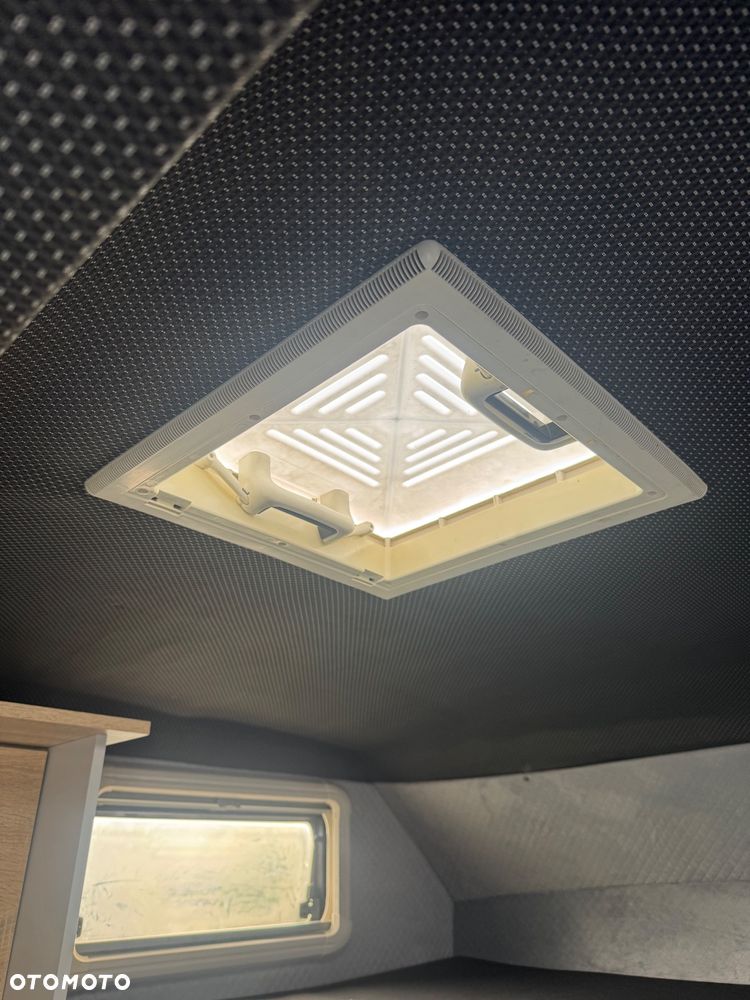 Volkswagen T4 syncro Karmann - 32