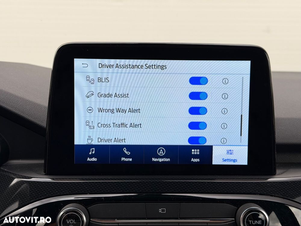 FORD Kuga 2022 — imagine 29