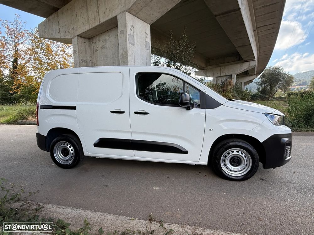 Peugeot Partner 1.5 BlueHdi Premium GPS ECRÃ102 cv 3 Lug 6 vel - 14