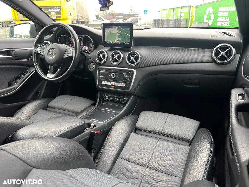 Mercedes-Benz GLA 200 d 7G-DCT UrbanStyle Edition - 8