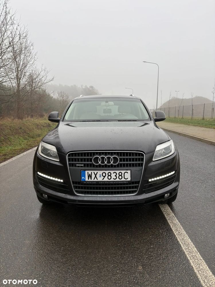 Audi Q7 - 11