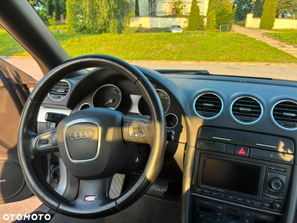 Audi A4 Cabrio - 6