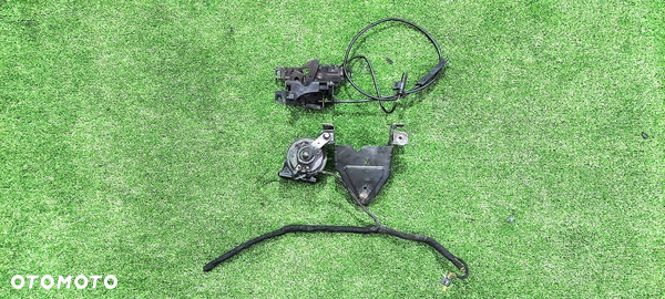 ZAMEK MASKI MERCEDES A-KLASA W169 04-11 1698800460
