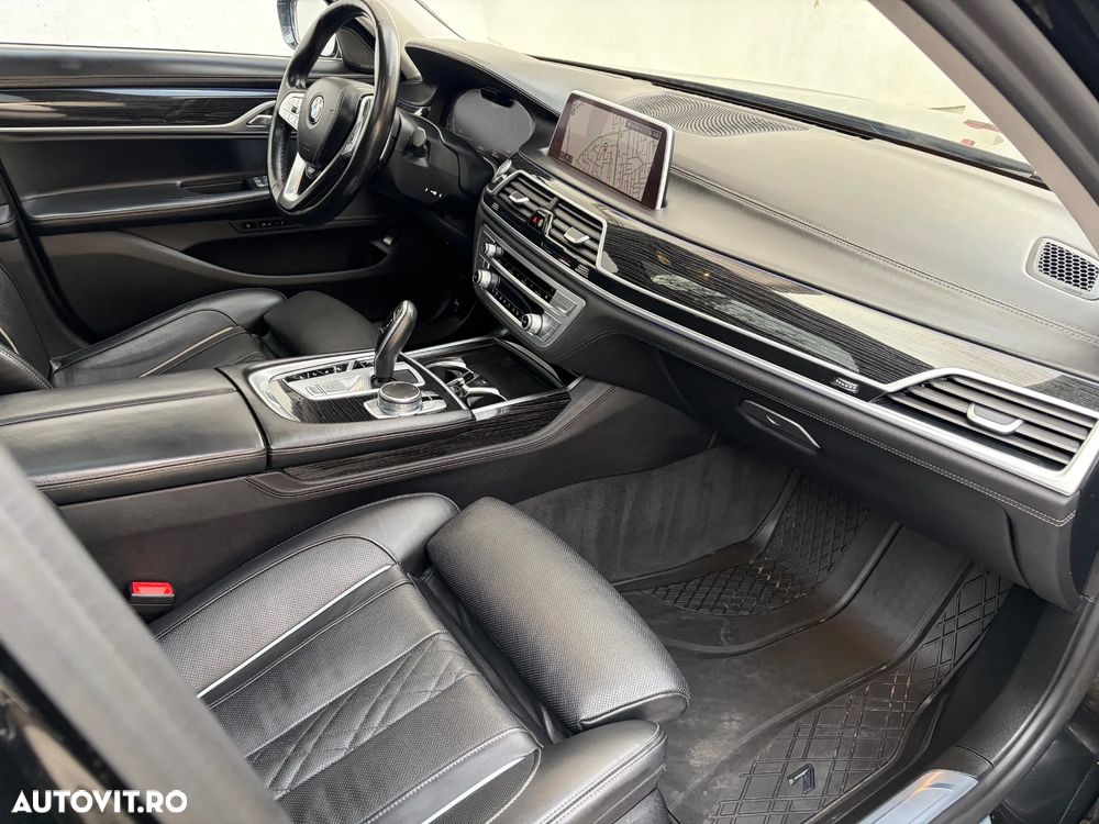 BMW Seria 7 745Le xDrive AT PHEV - 7
