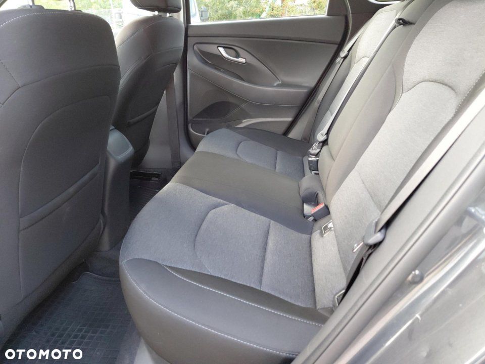Hyundai i30 - 19