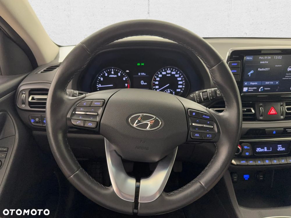 Hyundai i30 1.5 DPI Smart - 12
