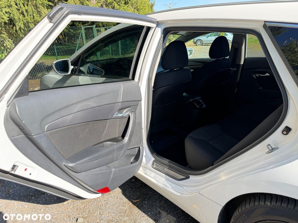 Hyundai i40 1.7 CRDi Comfort - 28