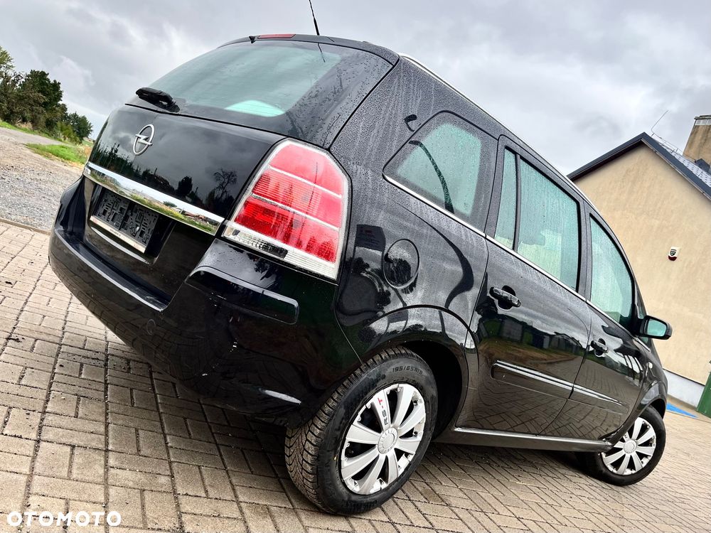 Opel Zafira 1.6 16V Comfort - 3