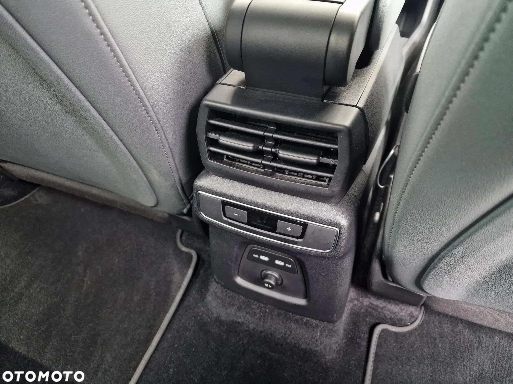 Audi Q4 Sportback e-tron e-tron 50 77kWh Quattro Edition One Taifun - 39