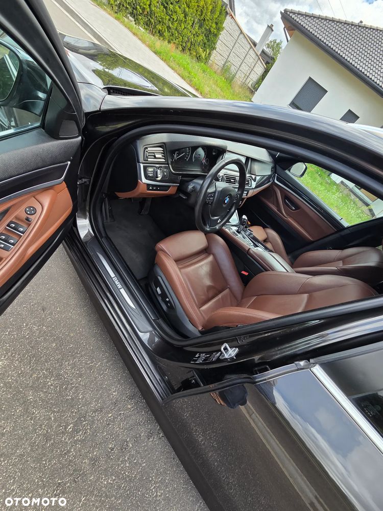 BMW Seria 5 520d - 12