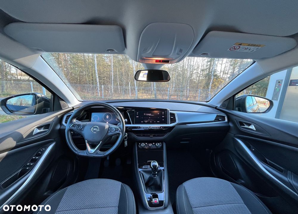 Opel Grandland 1.2 T Business Edition S&S - 4