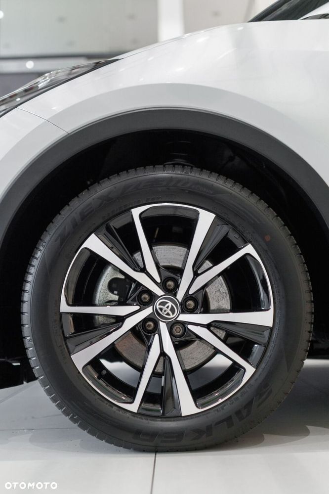 Toyota C-HR - 14