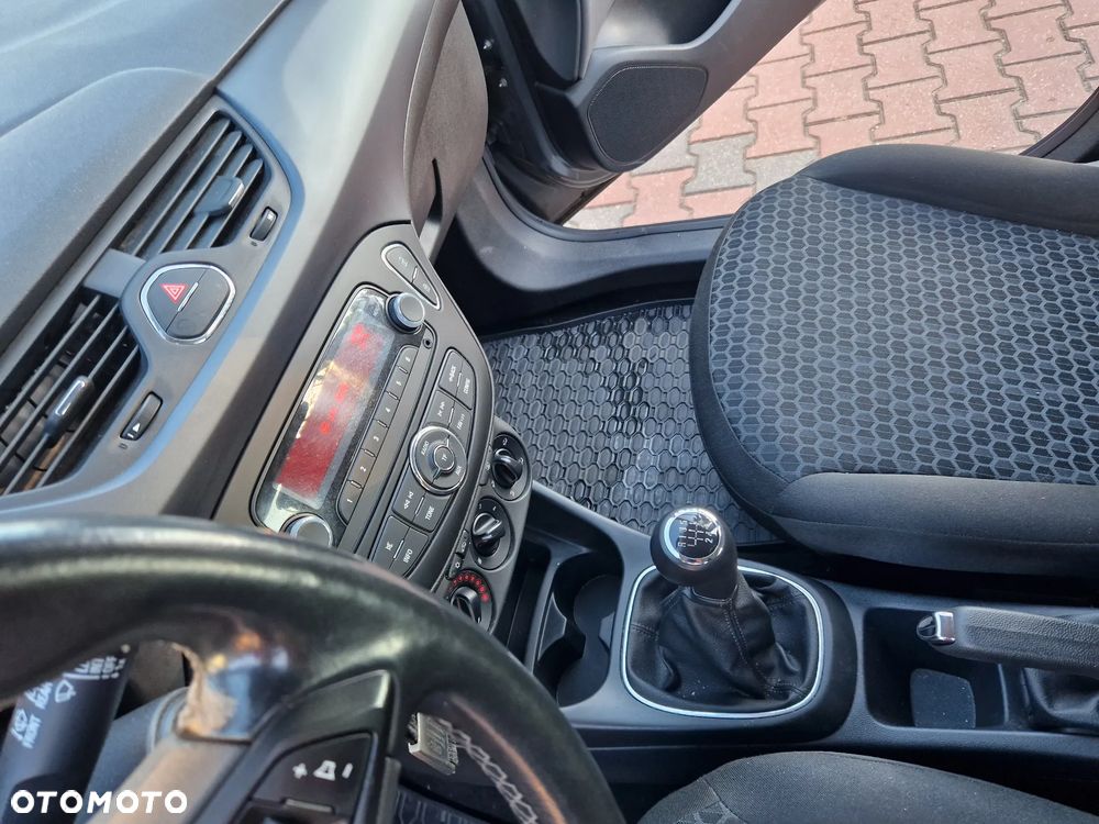 Opel Corsa 1.4 Enjoy - 19