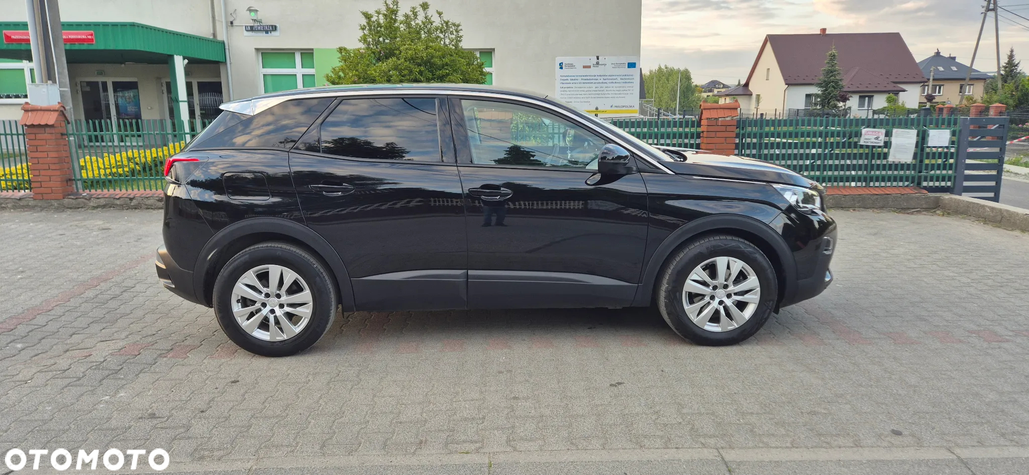 Peugeot 3008 1.5 BlueHDi Active S&S EAT8 - 15