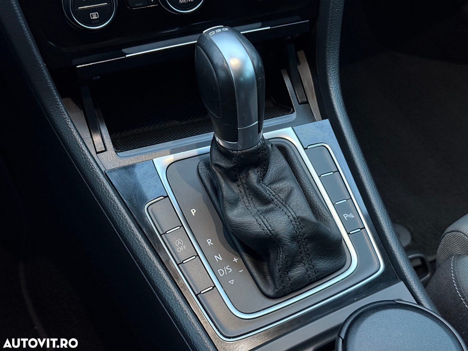Volkswagen Golf 2.0 TDI DSG R-Line - 11