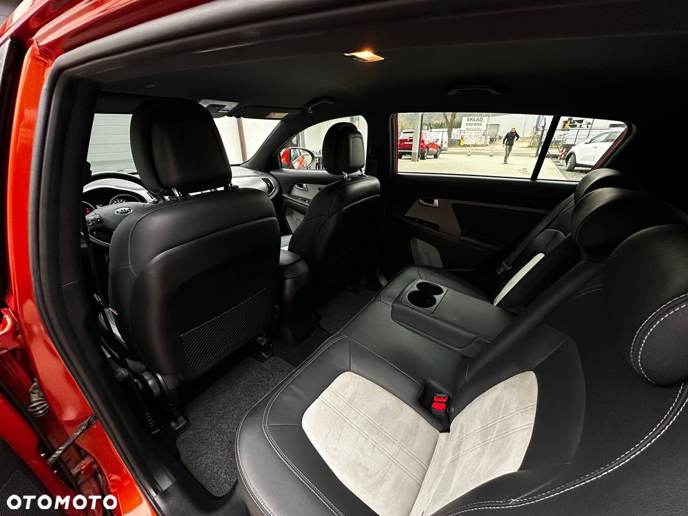 Kia Sportage 1.7 CRDI XL 2WD - 8