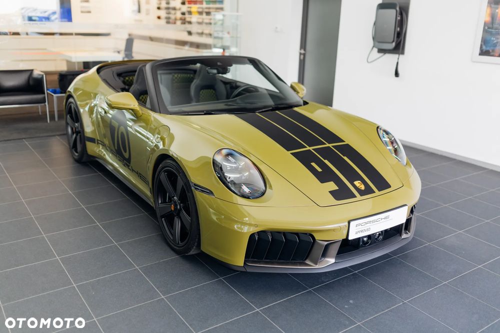 Porsche 911 Carrera T-Hybrid Spirit 70 - 6