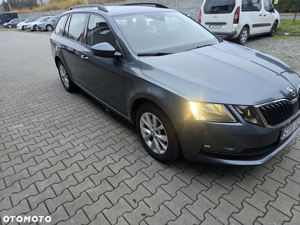 Skoda Octavia 1.6 TDI DSG Style - 8