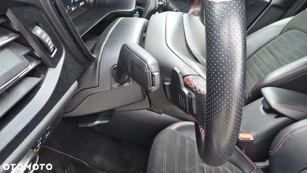 Ford Kuga 2.0 EcoBlue AWD ST-Line X - 13