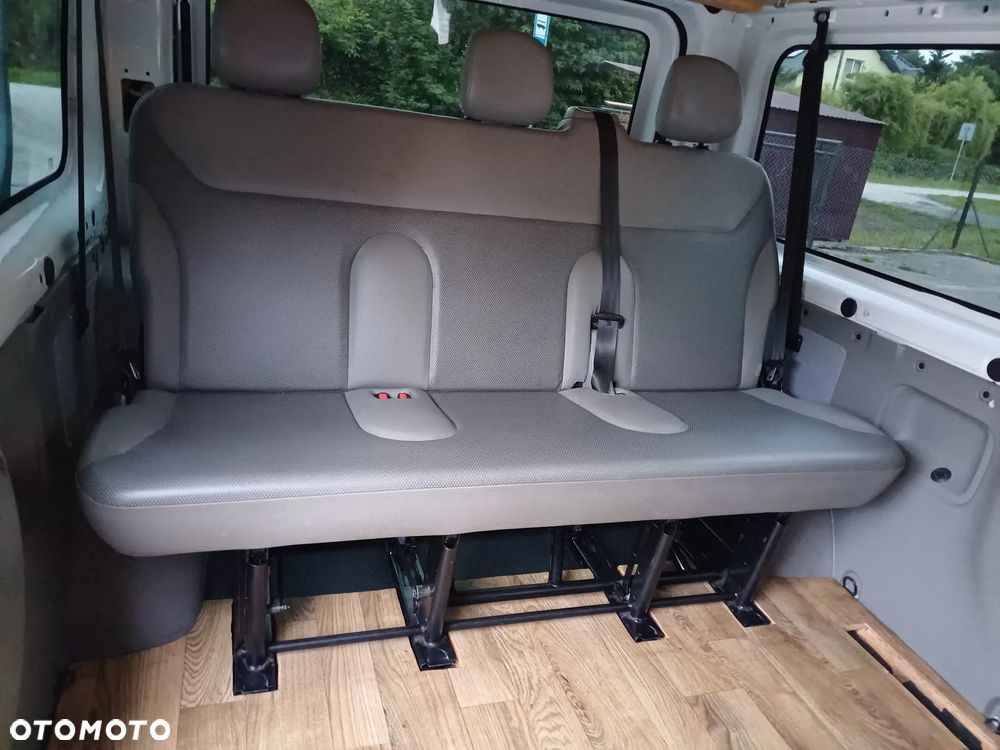 Opel Vivaro - 15