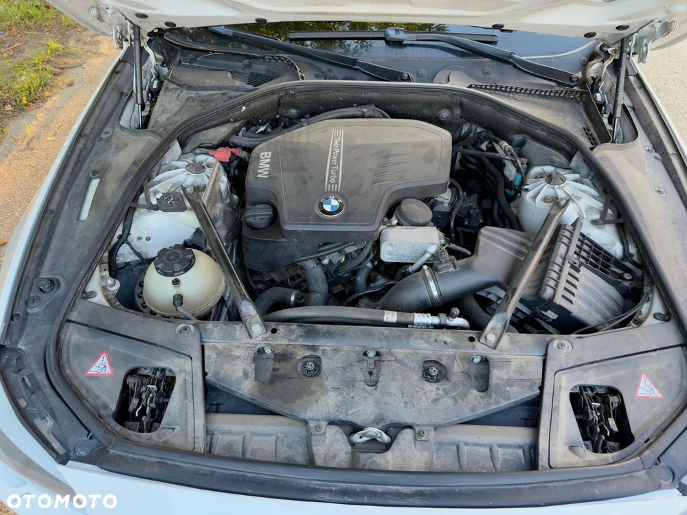 BMW Seria 5 520i Luxury Line - 18