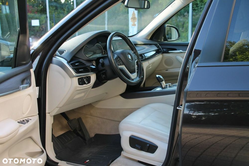 BMW X5 xDrive25d Sport-Aut - 19