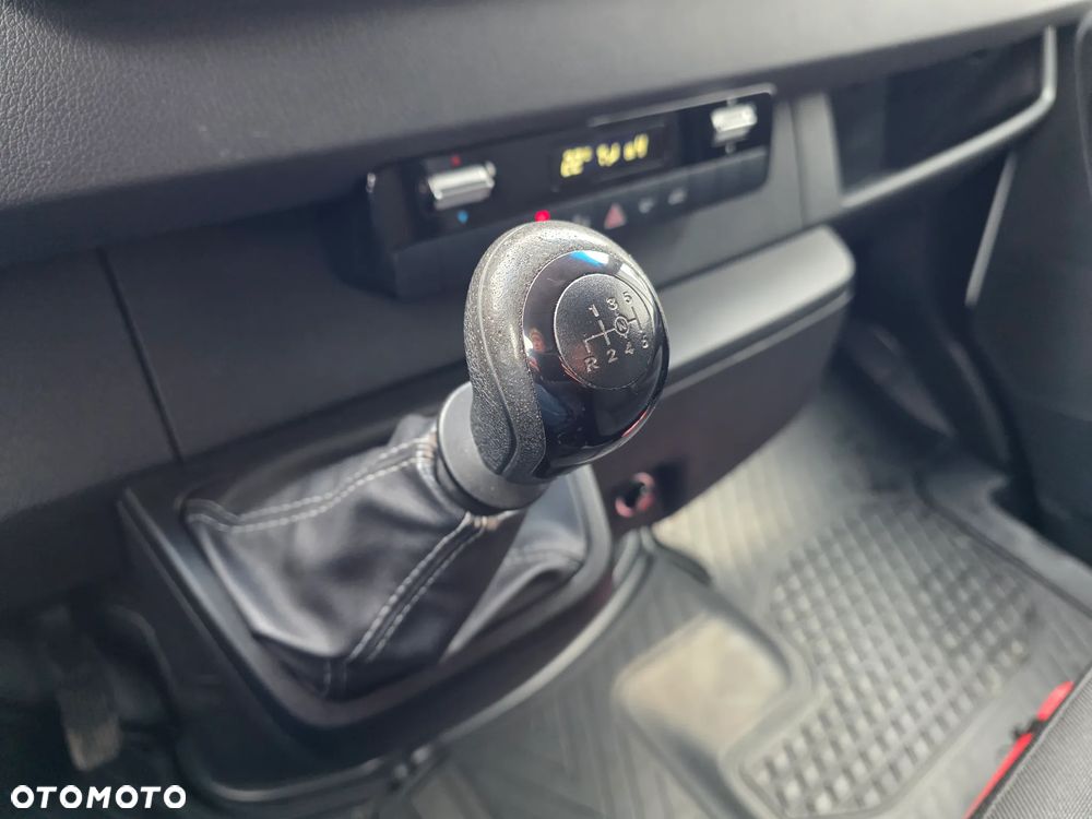 Mercedes-Benz SPRINTER - 14