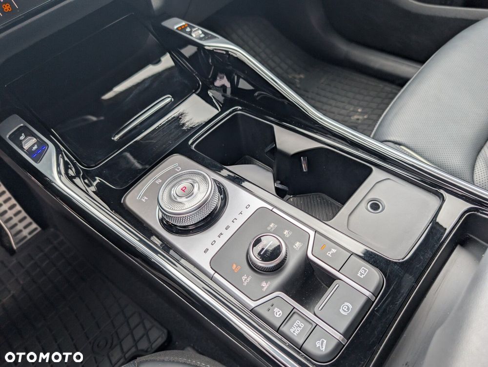 Kia Sorento - 15