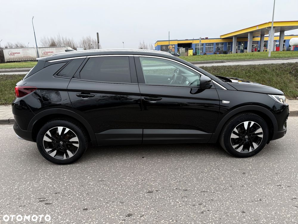 Opel Grandland X 1.2 Start/Stop Business Elegance - 9