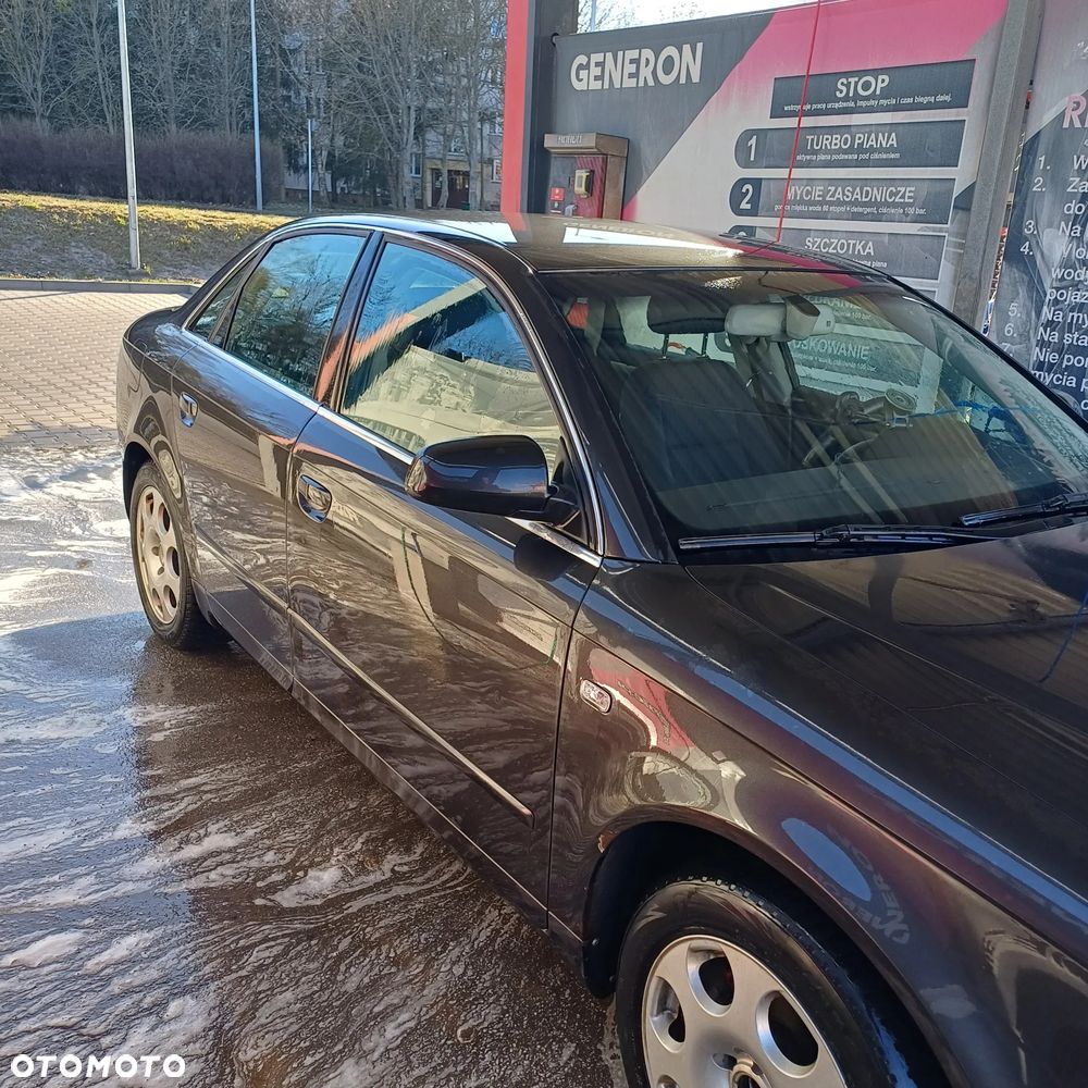 Audi A4 Avant - 3