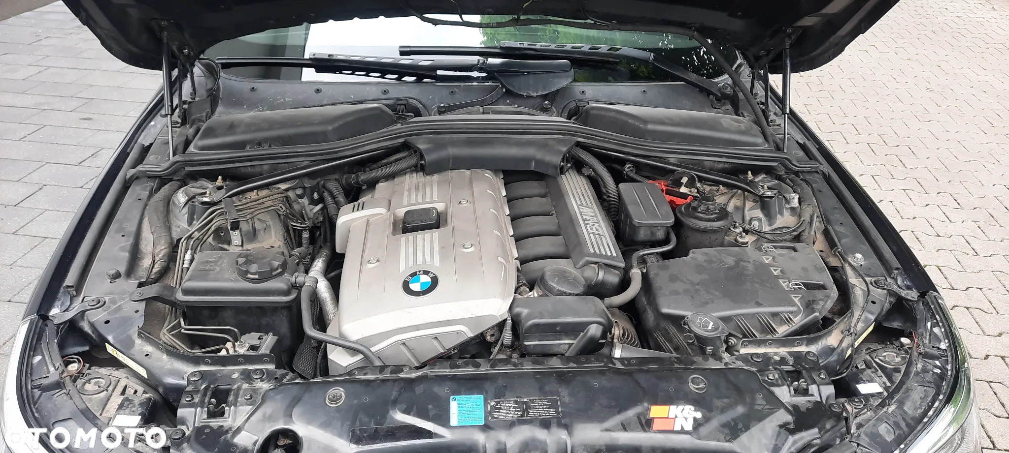 BMW Seria 5 530i Touring - 33