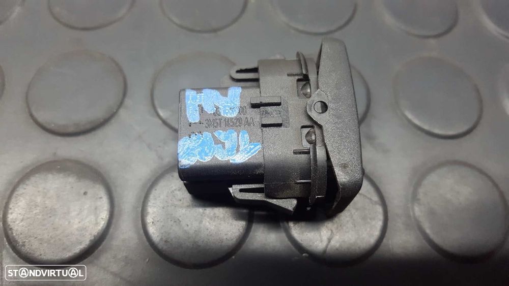 COMANDO DO ELEVADOR TRASEIRO DIREITO FORD FOCUS BERLINA (CAP) GHIA - 6