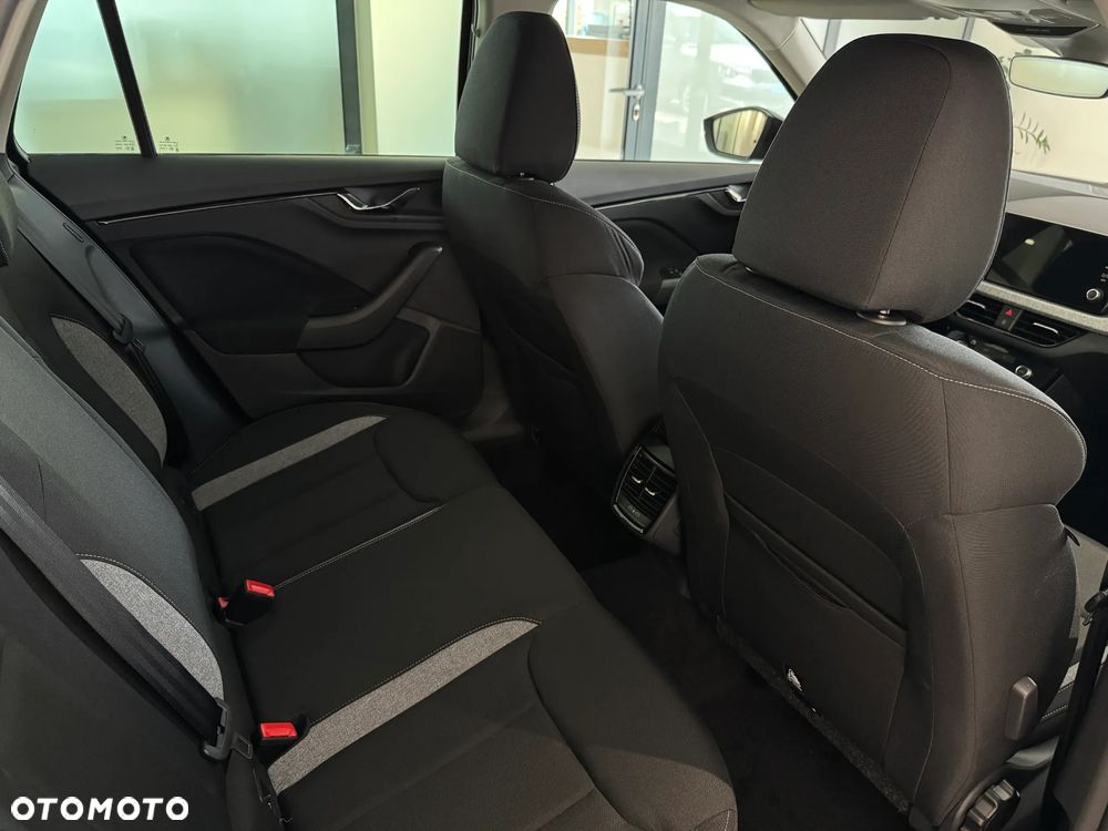 Skoda Kamiq 1.5 TSI Style DSG - 25
