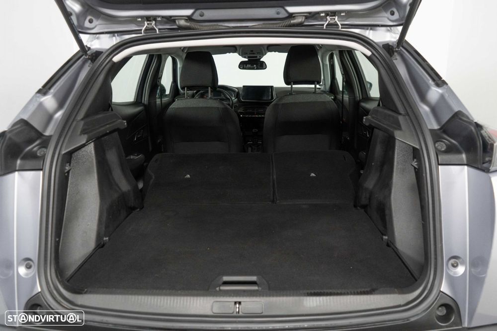 Peugeot 2008 1.2 PureTech Active Pack - 16