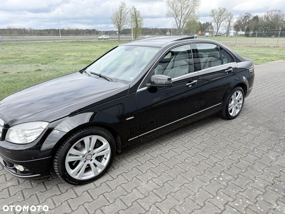Mercedes-Benz Klasa C 320 CDI Avantgarde 4-Matic - 3
