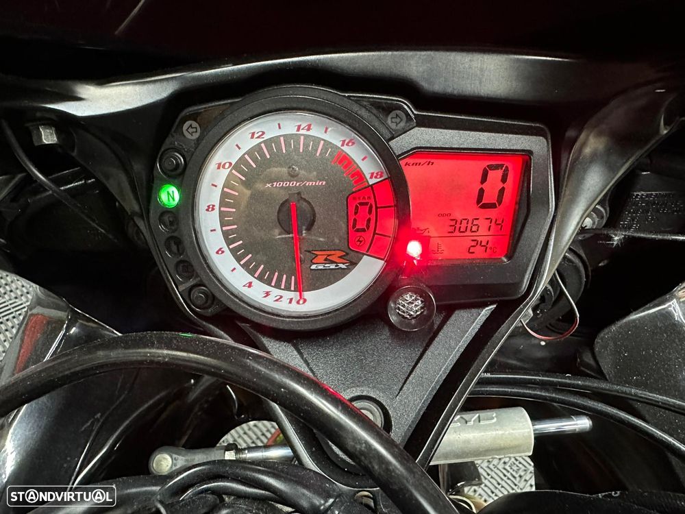 Suzuki GSX-R 600 - 7