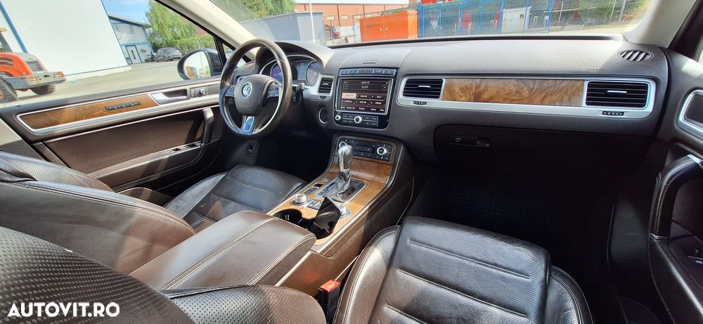 Volkswagen Touareg - 8