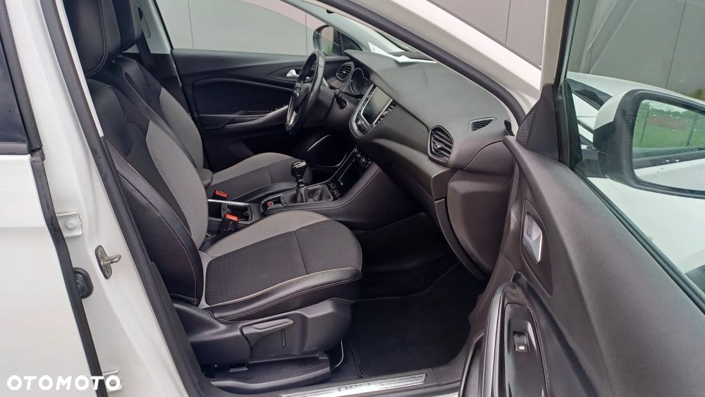 Opel Grandland X 1.6 D Start/Stop INNOVATION - 8